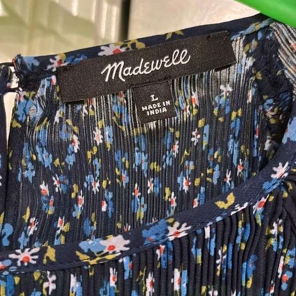 Madewell Plisse Dress. Size L. - Picture 2 of 10